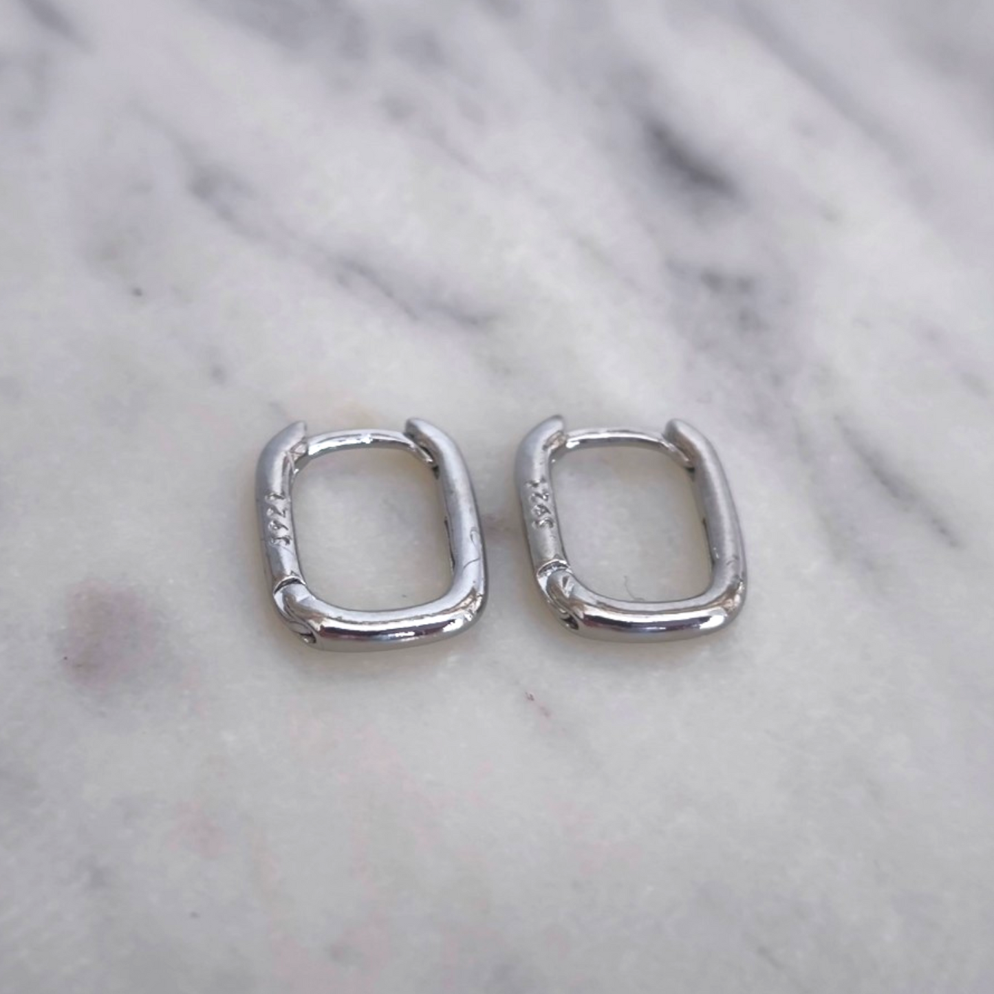 Arete Lineal Plata