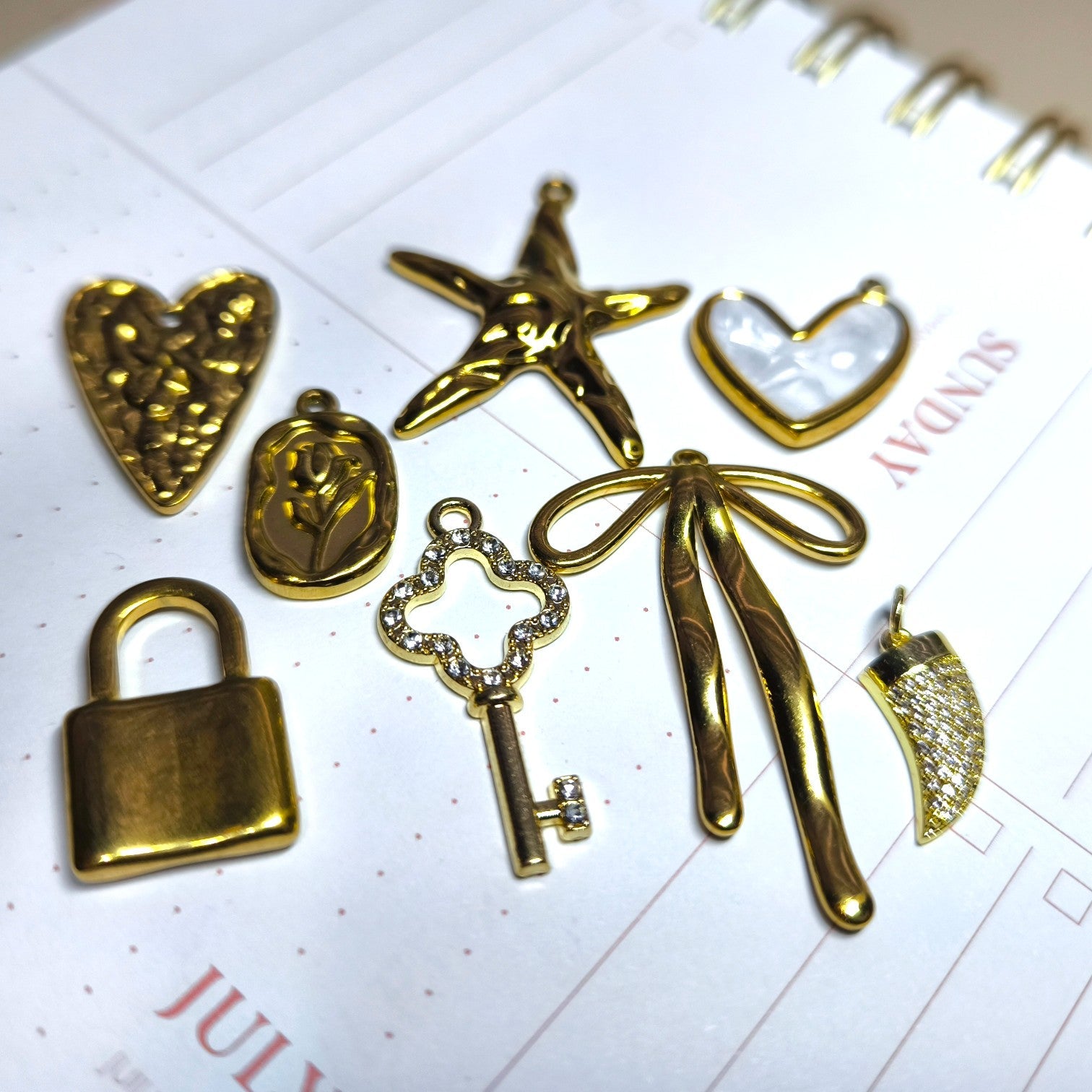 BAR CHARMS- ¡Crea tu joya!