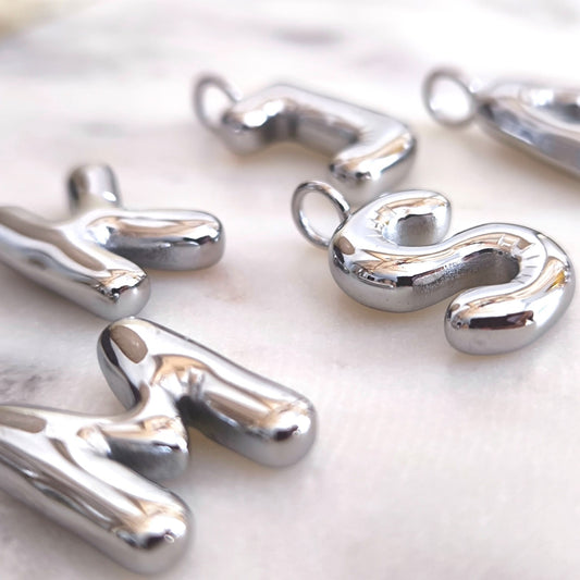 Inicial Flotante Medium Plata