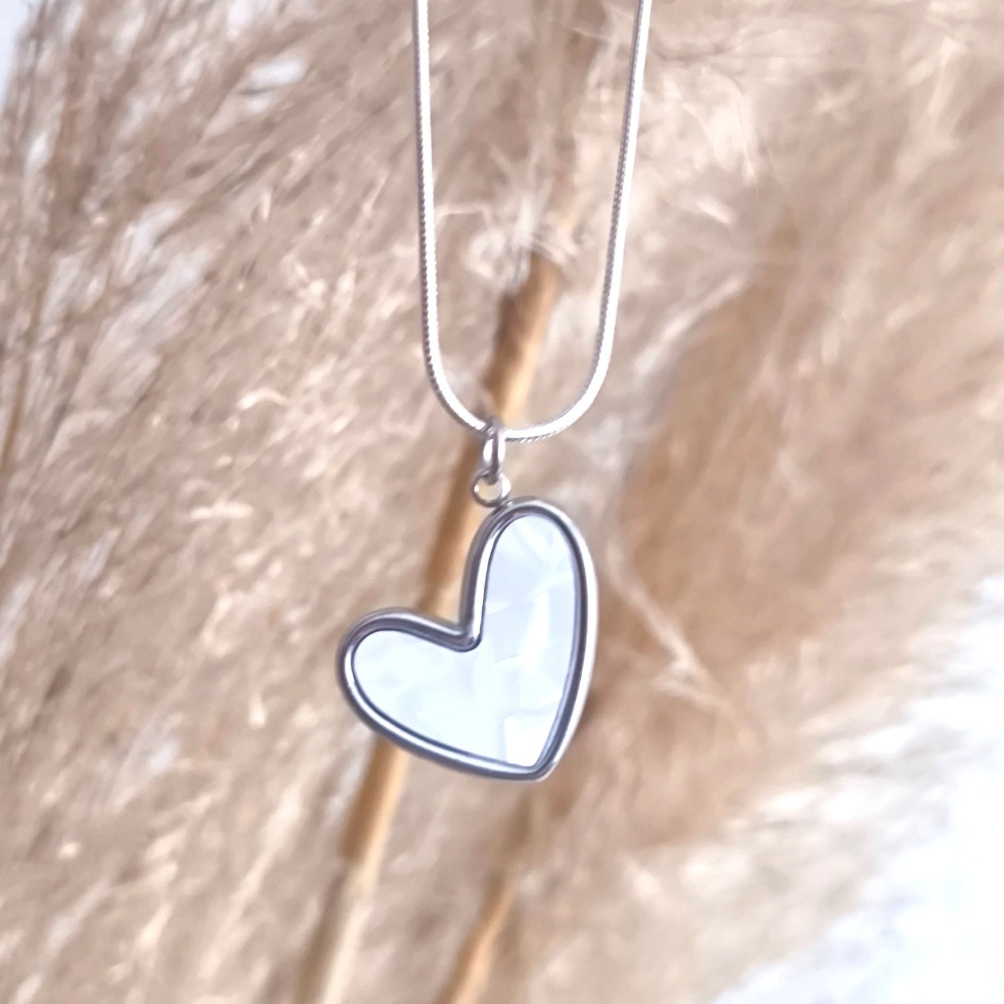 Charm corazón blanco- plata