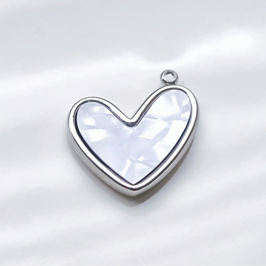 Charm corazón blanco- plata