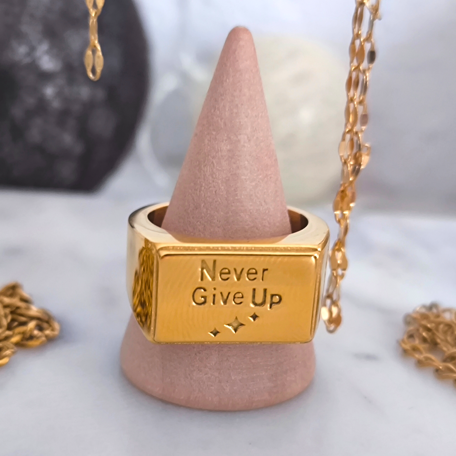 Anillo Never Give Up