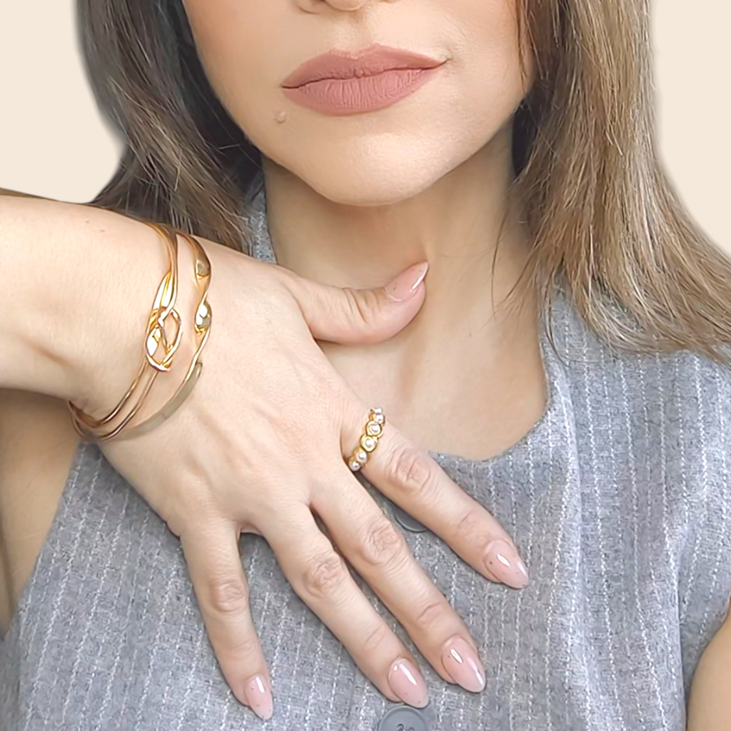 WAVE PEARL — Anillo Ondas con Perla