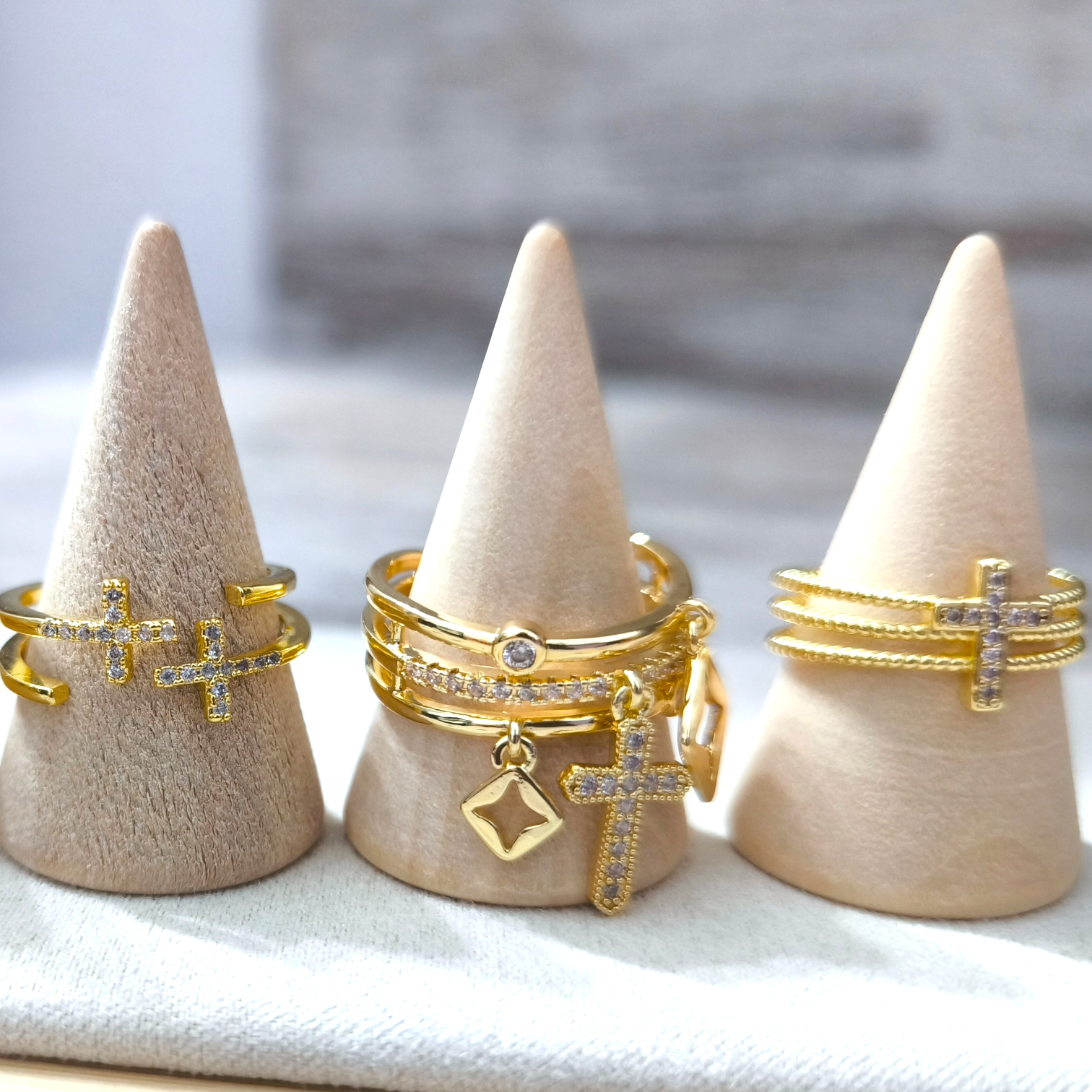 Anillo Doble Esfera & Cruces Brillantes