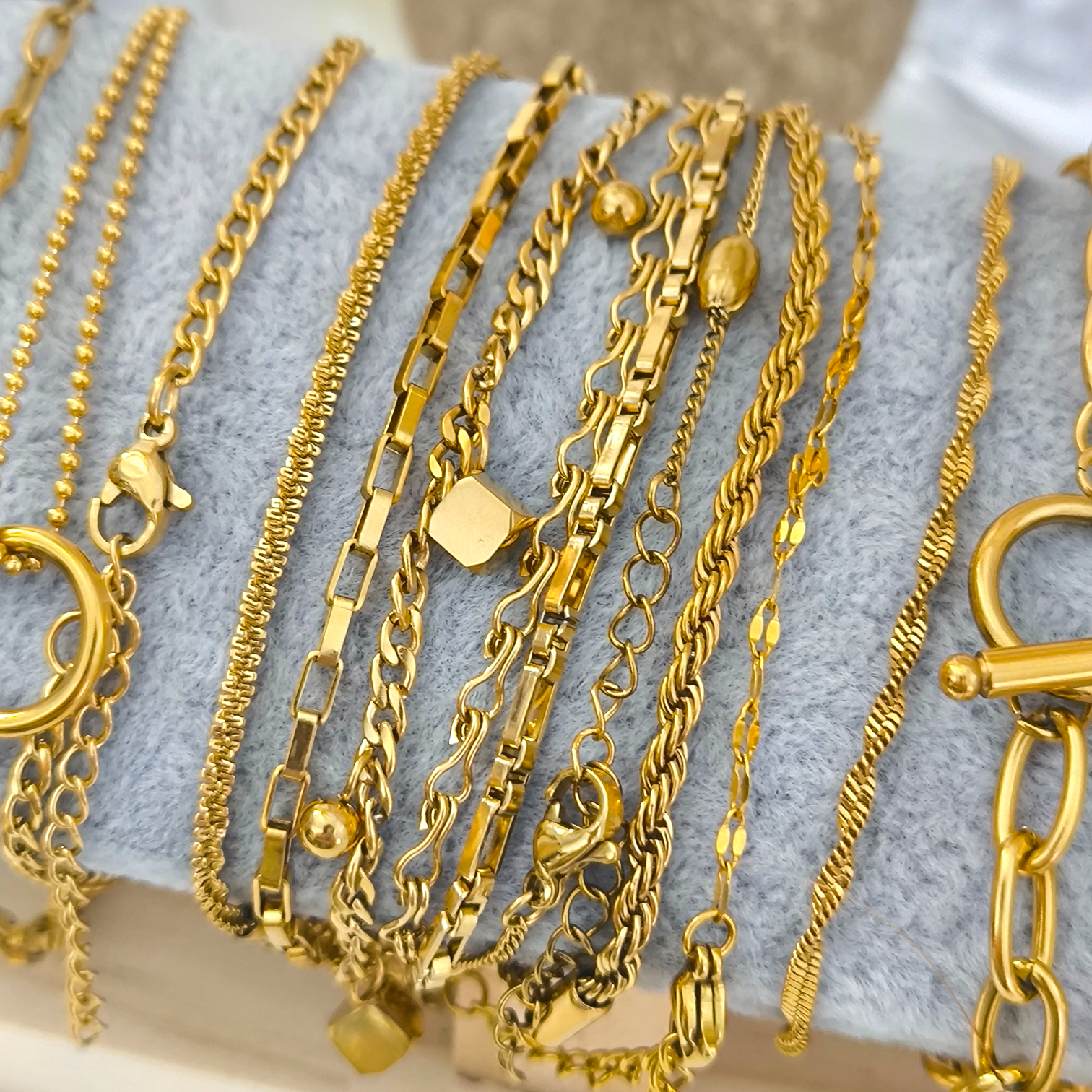 Pulsera Hilo Geométrico