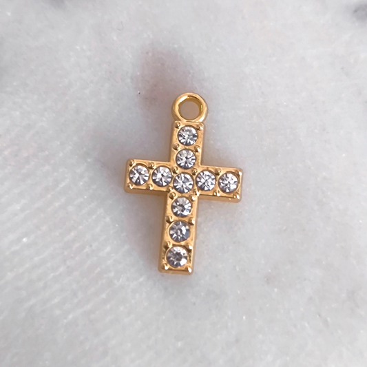 SHINY HEART – Charm Cruz con Brillantes