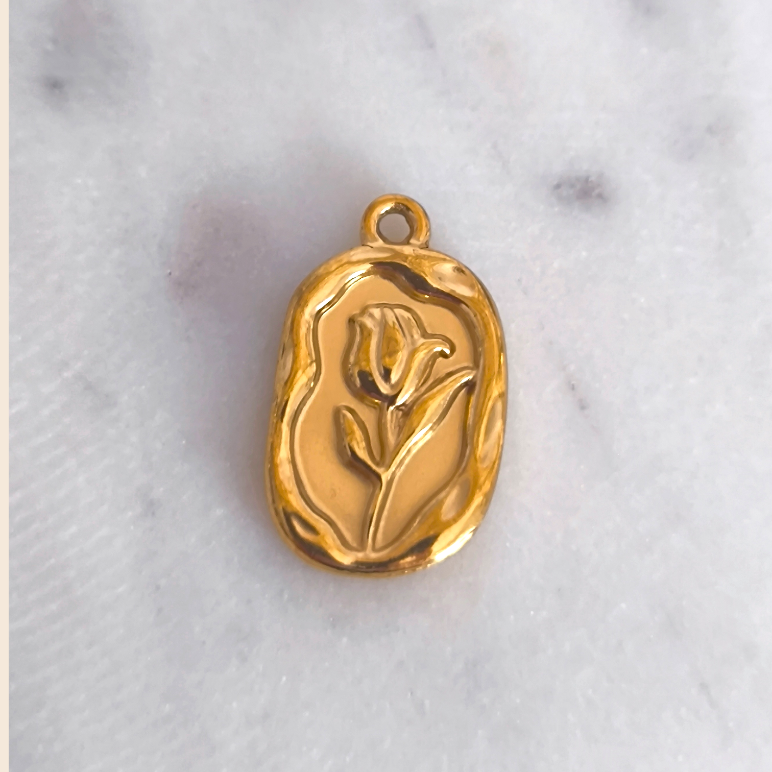 Charm Medalla Ovalada Flor