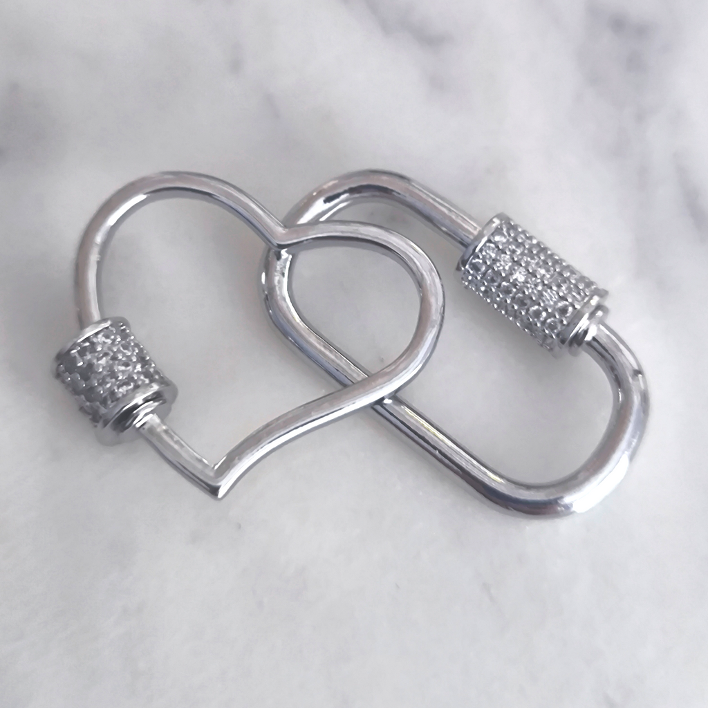 Hebilla Corazón con Cierre de Circonita
