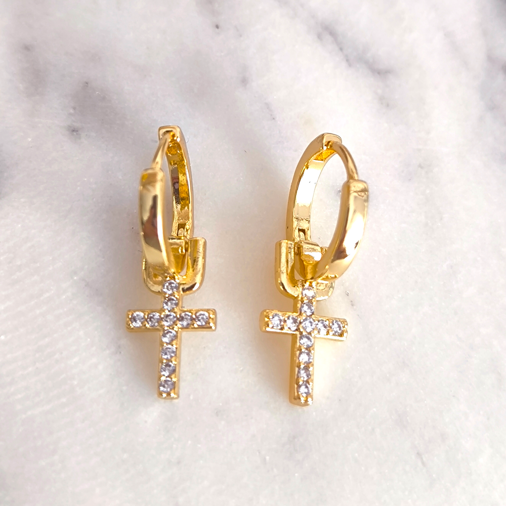 Aretes Divine Cross