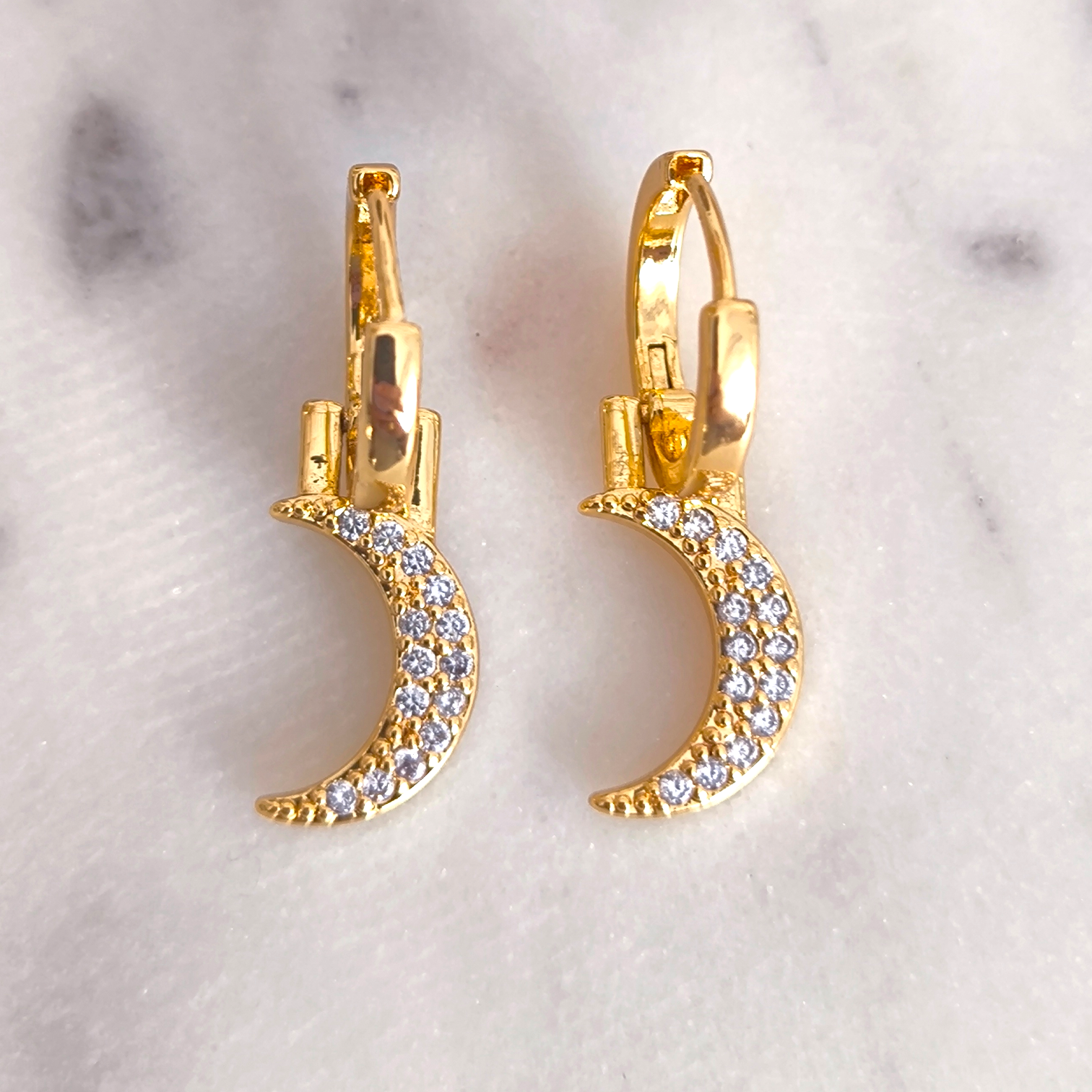 Aretes Luna Colgante