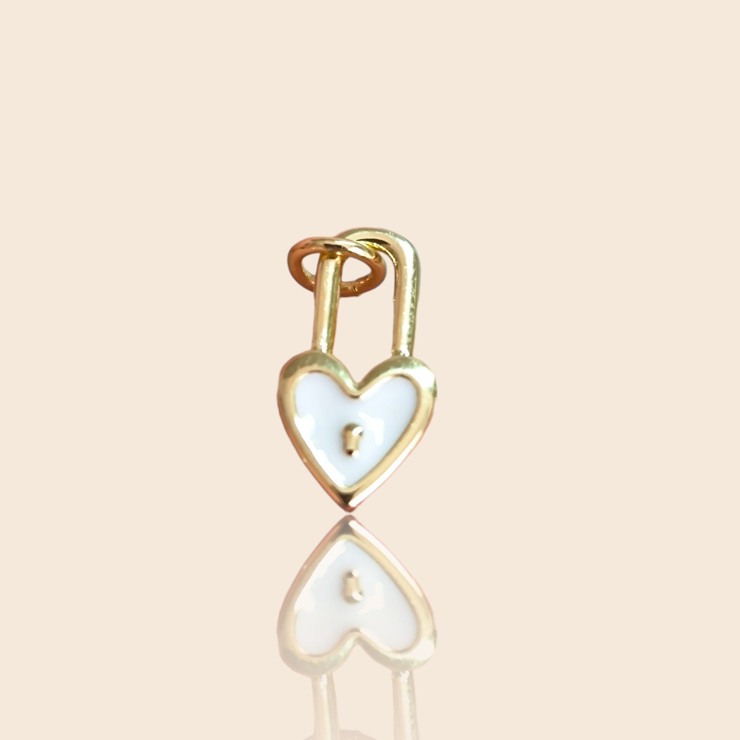 Heart Charm - CORAZÓN RELIEVE