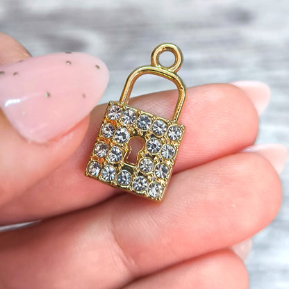 CHARM LOCK OF LIGHT