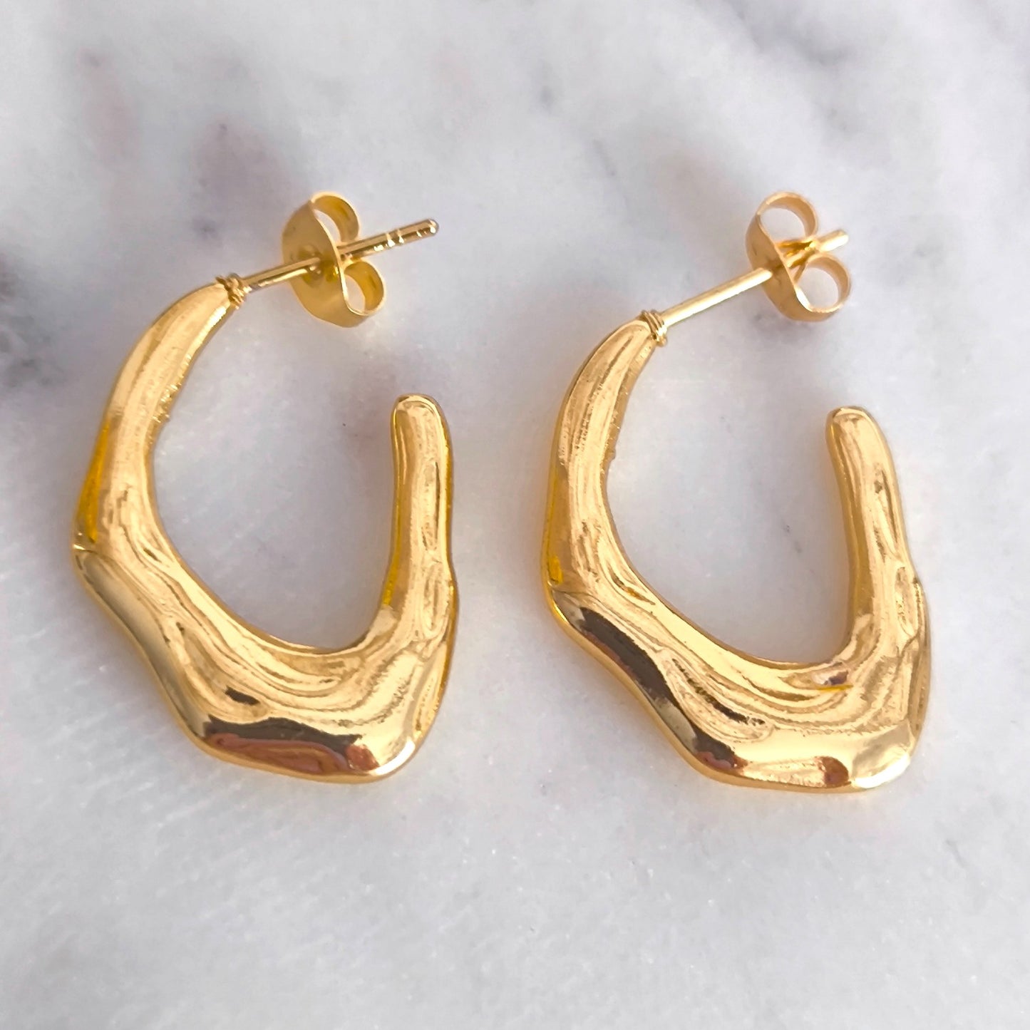 ARETES VEYLA