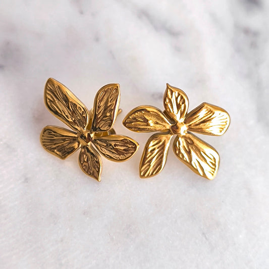 ARETES PÉTALO ENCANTADO