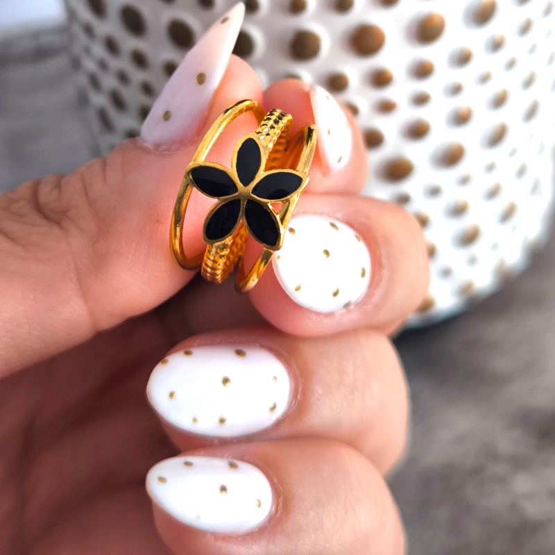 Anillo Abierto Vintage Francés en Acero de Titanio Platinado Dorado Antirrosa para Mujer con Piedra Verde – Joyería Casual de Moda