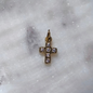Charm cruz mini brillante